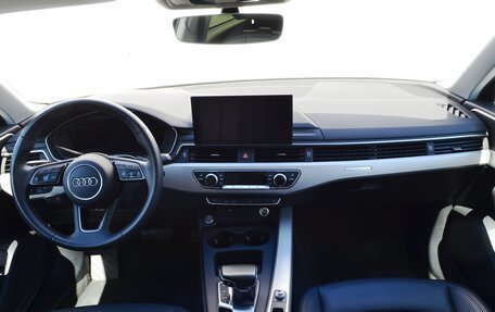 Audi A4, 2022 год, 4 200 000 рублей, 10 фотография