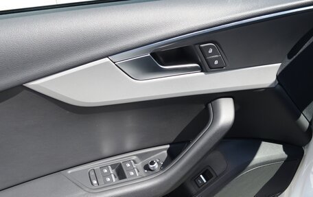 Audi A4, 2022 год, 4 200 000 рублей, 15 фотография