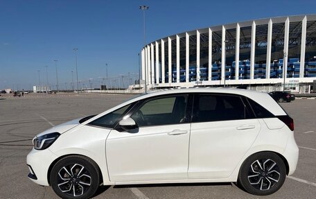 Honda Fit, 2021 год, 1 050 000 рублей, 8 фотография