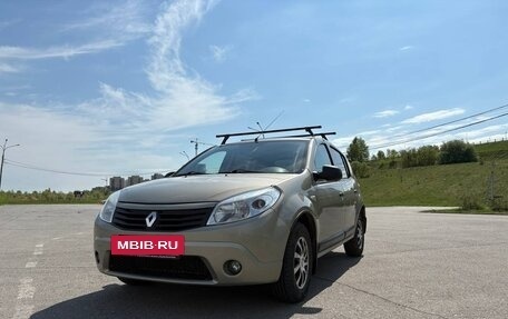 Renault Sandero I, 2011 год, 670 000 рублей, 3 фотография