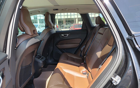 Volvo XC60 II, 2018 год, 2 750 000 рублей, 15 фотография
