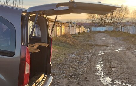 Peugeot Partner II рестайлинг 2, 2014 год, 1 000 000 рублей, 10 фотография