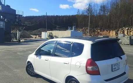 Honda Fit III, 2002 год, 450 000 рублей, 3 фотография