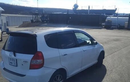 Honda Fit III, 2002 год, 450 000 рублей, 7 фотография