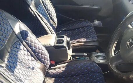 Honda Fit III, 2002 год, 450 000 рублей, 12 фотография
