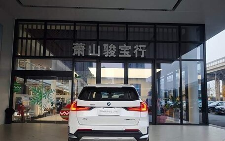 BMW X1, 2024 год, 3 240 000 рублей, 5 фотография