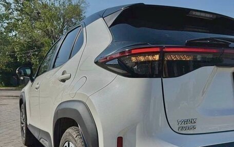 Toyota Yaris Cross, 2022 год, 1 660 000 рублей, 8 фотография