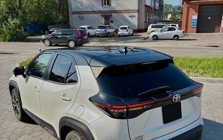 Toyota Yaris Cross, 2022 год, 1 660 000 рублей, 7 фотография