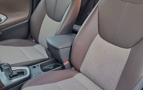 Toyota Yaris Cross, 2022 год, 1 660 000 рублей, 17 фотография