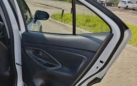 Toyota Yaris Cross, 2022 год, 1 660 000 рублей, 18 фотография