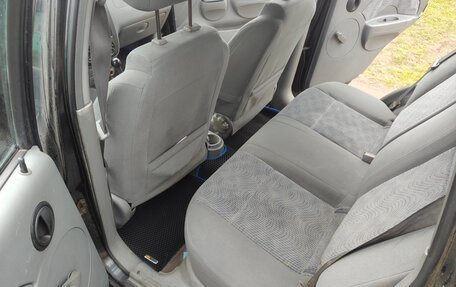 Chevrolet Aveo III, 2004 год, 235 000 рублей, 4 фотография