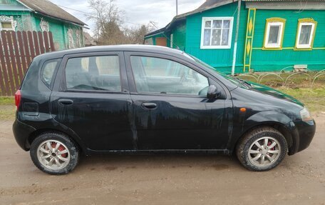 Chevrolet Aveo III, 2004 год, 235 000 рублей, 3 фотография