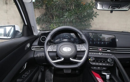 Hyundai Elantra, 2026 год, 1 900 000 рублей, 33 фотография