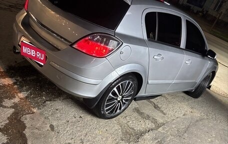 Opel Astra H, 2007 год, 450 000 рублей, 3 фотография