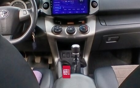 Toyota RAV4, 2010 год, 1 050 000 рублей, 4 фотография