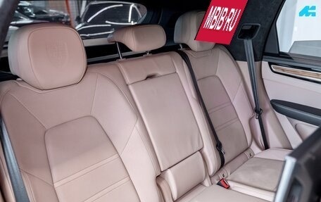 Porsche Cayenne III, 2019 год, 10 499 000 рублей, 17 фотография