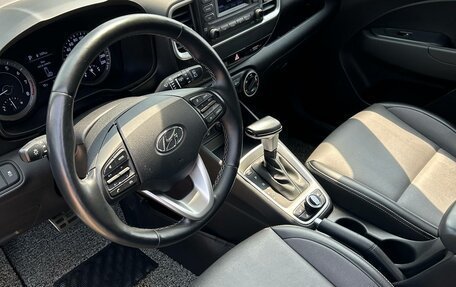 Hyundai Venue I, 2020 год, 2 150 000 рублей, 24 фотография