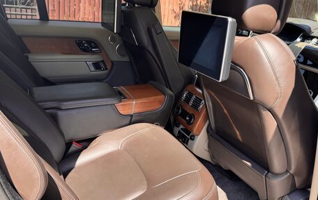 Land Rover Range Rover IV рестайлинг, 2019 год, 6 900 000 рублей, 12 фотография