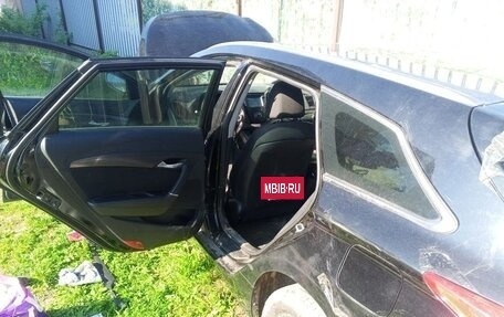 Hyundai i40 I рестайлинг, 2013 год, 350 000 рублей, 17 фотография
