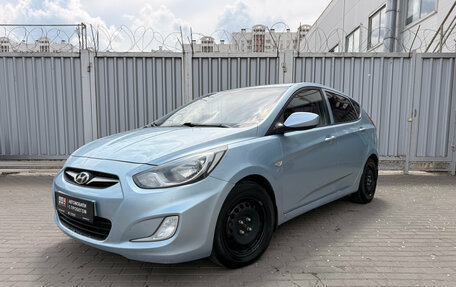 Hyundai Solaris II рестайлинг, 2012 год, 699 000 рублей, 1 фотография
