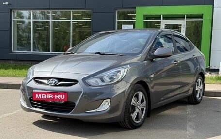 Hyundai Solaris II рестайлинг, 2013 год, 765 000 рублей, 1 фотография