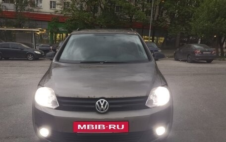 Volkswagen Golf Plus II, 2012 год, 870 000 рублей, 9 фотография