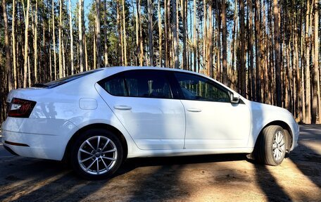 Skoda Octavia, 2018 год, 2 100 000 рублей, 3 фотография