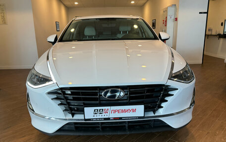 Hyundai Sonata VIII, 2020 год, 2 190 000 рублей, 2 фотография