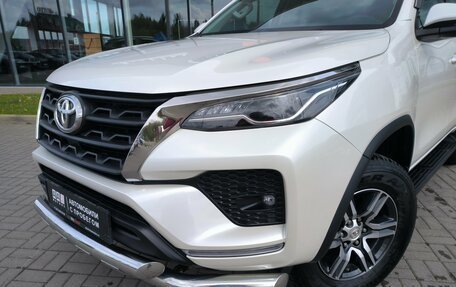 Toyota Fortuner II, 2021 год, 4 490 000 рублей, 11 фотография