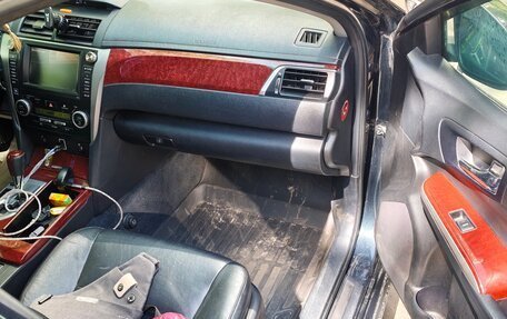 Toyota Camry, 2013 год, 1 290 000 рублей, 8 фотография