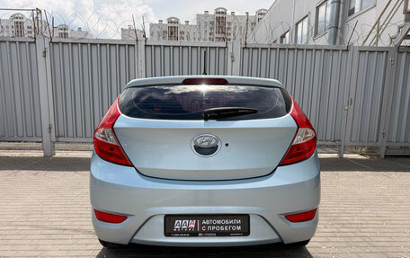 Hyundai Solaris II рестайлинг, 2012 год, 699 000 рублей, 10 фотография