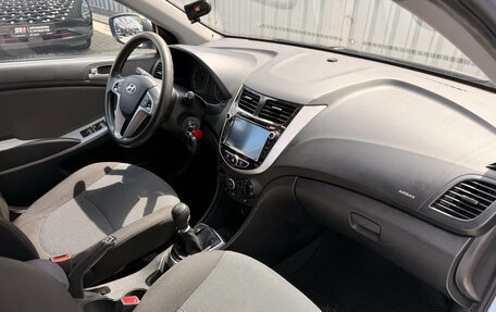 Hyundai Solaris II рестайлинг, 2012 год, 699 000 рублей, 12 фотография