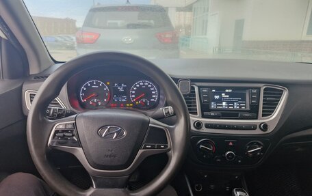 Hyundai Solaris II рестайлинг, 2019 год, 550 000 рублей, 5 фотография