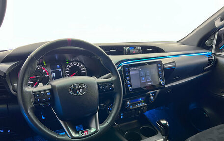 Toyota Hilux VIII, 2024 год, 6 560 000 рублей, 13 фотография
