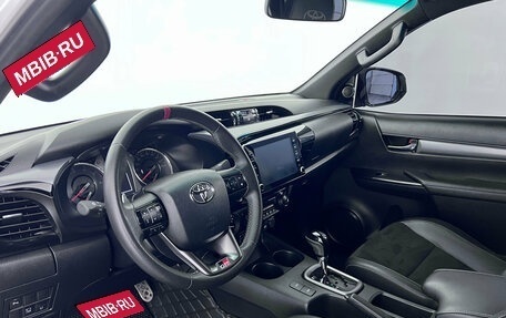 Toyota Hilux VIII, 2024 год, 6 560 000 рублей, 10 фотография
