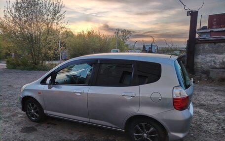 Honda Fit III, 2005 год, 480 000 рублей, 4 фотография