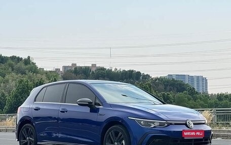 Volkswagen Golf VIII, 2021 год, 1 700 026 рублей, 2 фотография