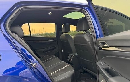 Volkswagen Golf VIII, 2021 год, 1 700 026 рублей, 30 фотография