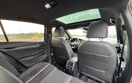 Volkswagen Golf VIII, 2021 год, 1 700 026 рублей, 31 фотография