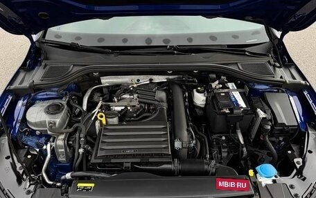 Volkswagen Golf VIII, 2021 год, 1 700 026 рублей, 32 фотография