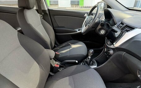 Hyundai Solaris II рестайлинг, 2013 год, 765 000 рублей, 10 фотография