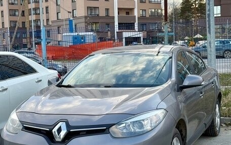 Renault Fluence I, 2013 год, 800 000 рублей, 1 фотография