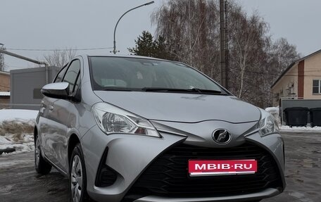 Toyota Vitz, 2019 год, 950 000 рублей, 1 фотография