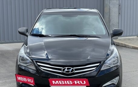 Hyundai Solaris II рестайлинг, 2015 год, 1 190 000 рублей, 2 фотография