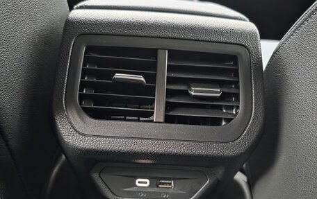 Volkswagen Lavida, 2023 год, 1 540 000 рублей, 10 фотография