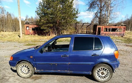 Volkswagen Polo III рестайлинг, 1998 год, 75 000 рублей, 3 фотография