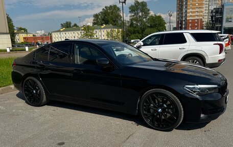 BMW 5 серия, 2022 год, 6 200 000 рублей, 3 фотография