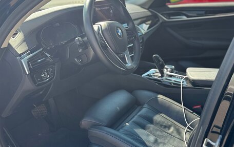 BMW 5 серия, 2022 год, 6 200 000 рублей, 13 фотография