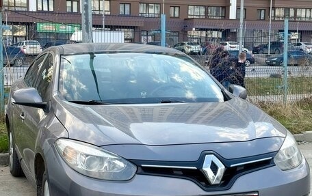 Renault Fluence I, 2013 год, 800 000 рублей, 2 фотография
