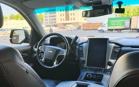 Chevrolet Tahoe IV, 2017 год, 3 490 000 рублей, 14 фотография